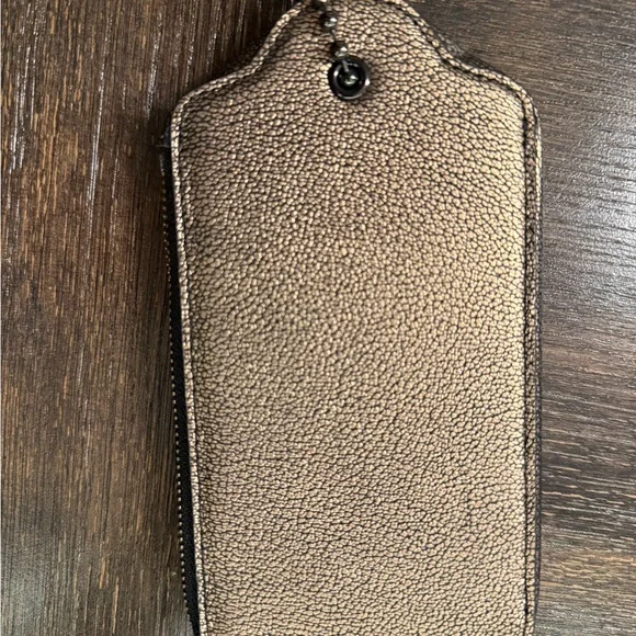 Coach Metallic Gold Hangtag Wallet Bagcharm - Picture 4 of 6